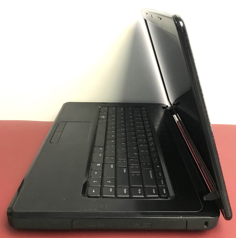 لپ تاپ استوک دل مدل DELL LATITUDE 5030 /CELRON /4 GB/ 320 HDD