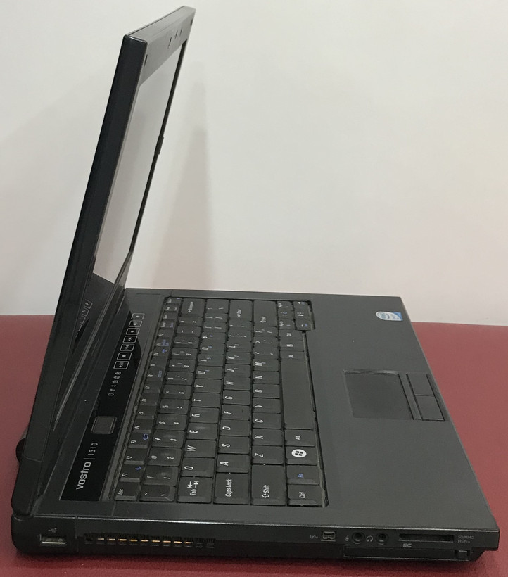 لپ تاپ استوک دل مدل DELL 1310 COR2/4 GB / 250 HDD