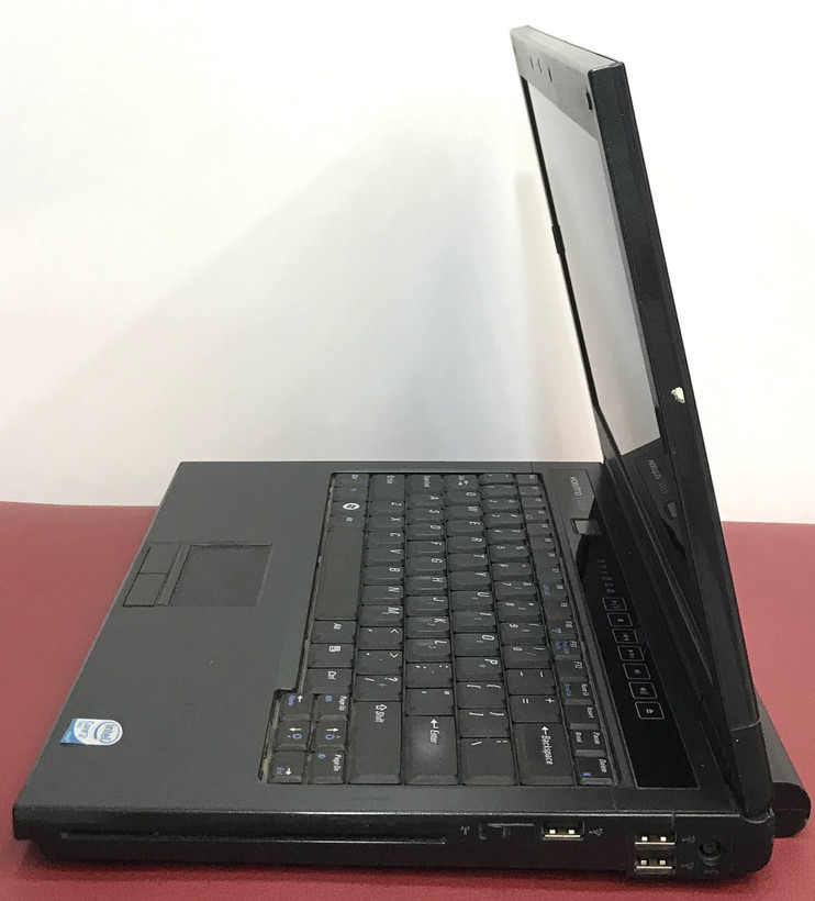 لپ تاپ استوک دل مدل DELL 1310 COR2/4 GB / 250 HDD