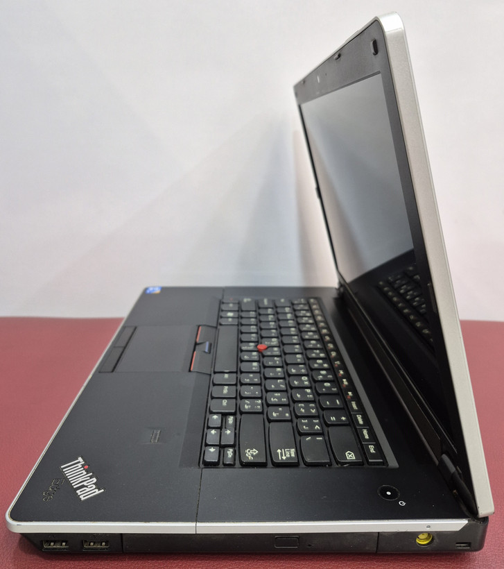 لپتاپ استوک نسل یک لنوو مدل LENOVO 0301G9G/CORI 5 M480 2.67GHZ/RAM 4 GB /HDD 470 GB