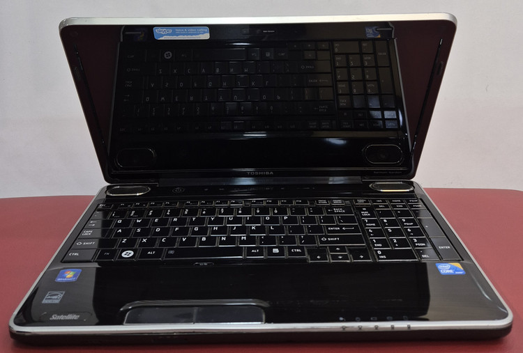 لپتاپ استوک نسل یک توشیبا مدل TOSHIBA /CPU COR i7 Q720/RAM 4 GB /HDD 500 GB /15.6 INCH
