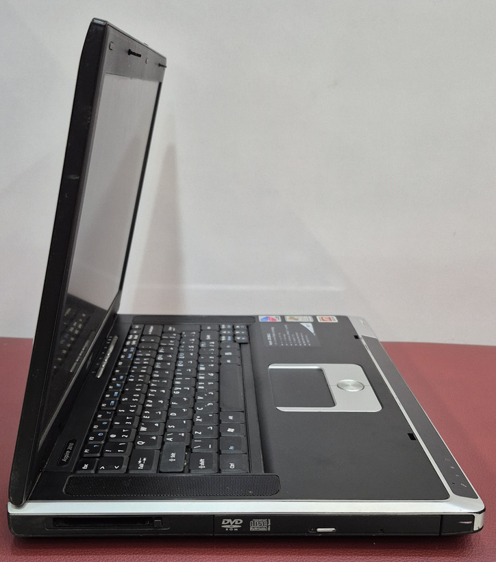 لپتاپ استوک ایسر مدل ACER ASPIER 2010 /CPU INTEL PENTIUME (R) /RAM512 MB/HDD 80 GB /14 INCH