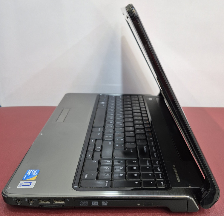 لپتاپ استوک دل مدل DELL 1564 /CPU COR i3 M330 /RAM 4 GB/HDD 320 GB /15.6 INCH
