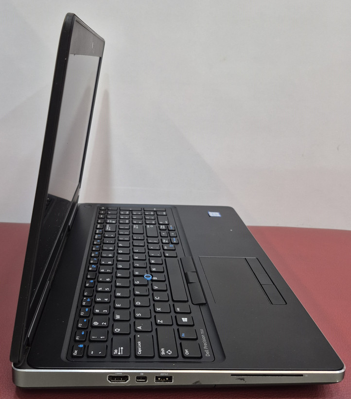 لپتاپ استوک دل نسل 6 مدل DELL 7510/CPU CORi7 6820HQ/RAM 16 GB /SSD 256 GB /VGA 2GB/15.6 INCH