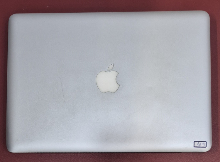 لپتاپ استوک اپل مدل MACBOOK PRO /CPU /COR 2 DUO /RAM 4 GB/HDD 160 GB /13 INCH
