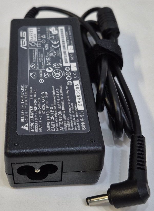 آداپتور لپتاپ ایسوس 19V 3.42A کانکتور ریز زنبورکی 1.35*4.0