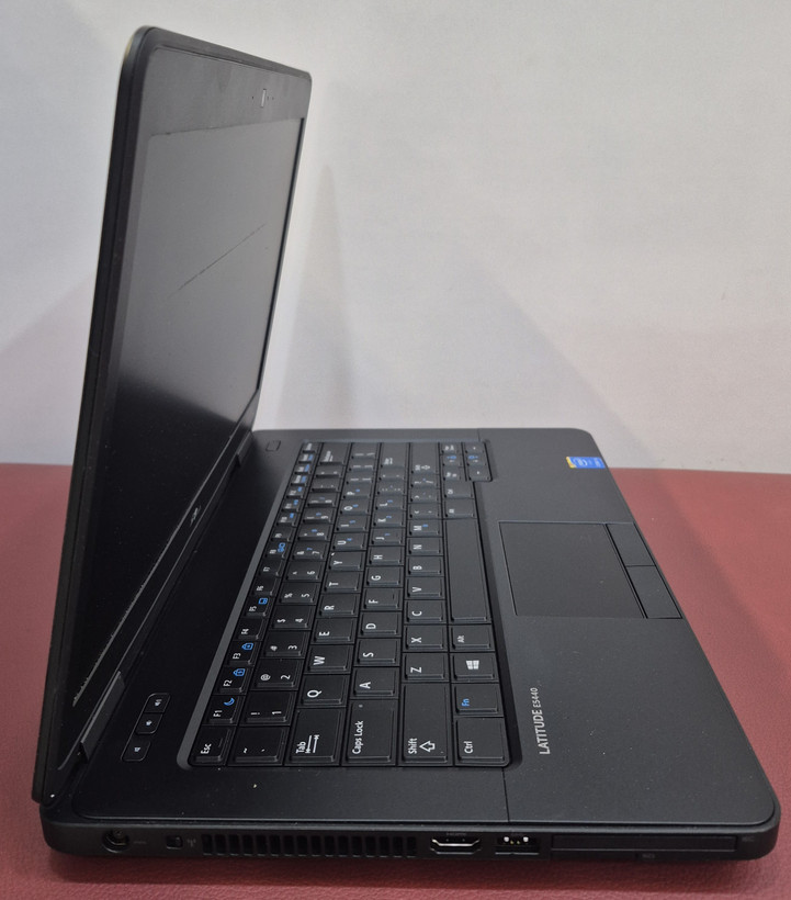 لپتاپ دل DELL LTITUDE E5440 CORi5 4310 RAM 8/ 256 SSD 14 INCH