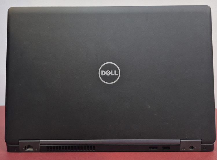 لپتاپ استوک دل نسل 6 مدل DELL LATITUDE E5470/CPU CORi7 6600U/RAM 8 GB /SSD 256 GB /VGA 2GB/14 INCH