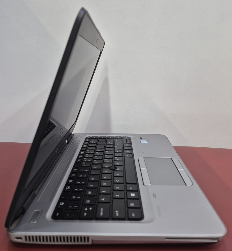 لپتاپ استوک اچ پی نسل 7 مدل HP PROBOOK 640 G3/CPU CORi5 7300U/RAM 8 GB /SSD 256 GB /14 INCH