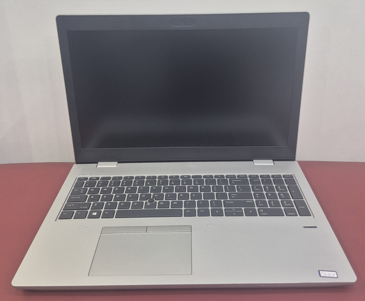 لپتاپ استوک اچ پی نسل 7 مدل HP PROBOOK 650 G4/CPU CORi5 7300U/RAM 8 GB /SSD 256 GB /15.6 INCH