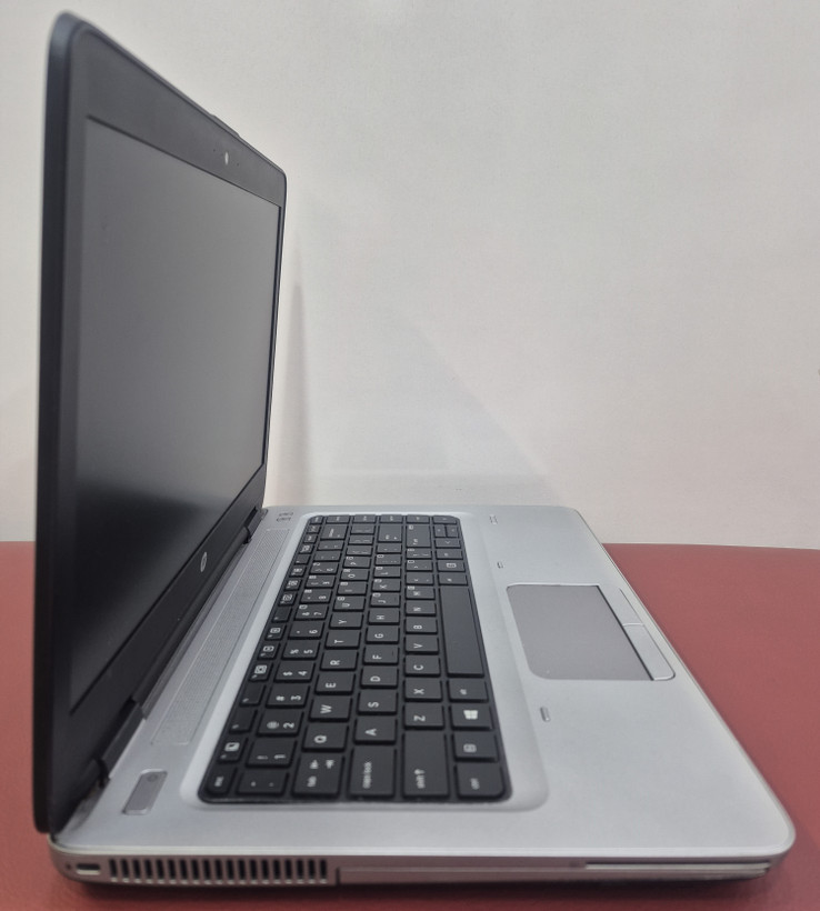 لپتاپ استوک اچ پی نسل 6 مدل HP PROBOOK 640 G2/CPU CORi3 6100U/RAM 8 GB /SSD 256 GB /14 INCH